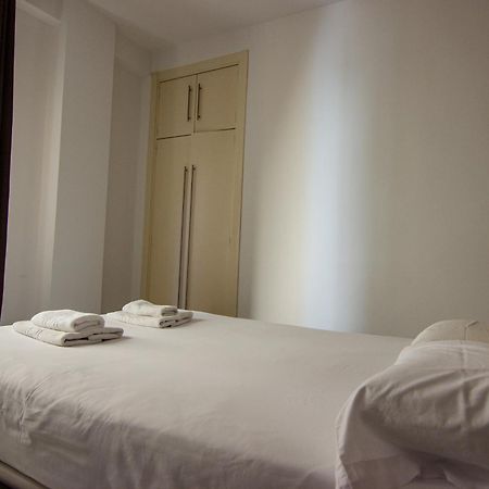 Apartamento Amplio Y Luminoso A 2 Min Del Centro Sevilla Eksteriør billede