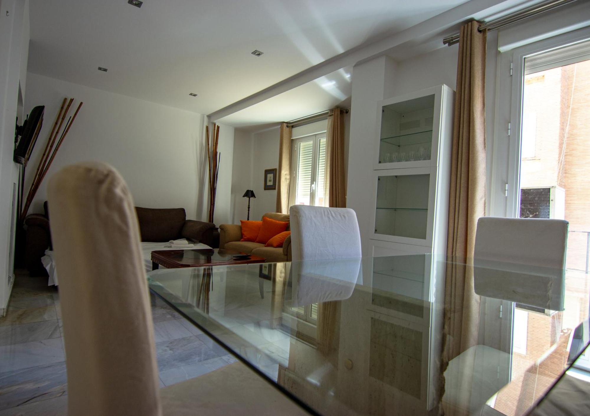 Apartamento Amplio Y Luminoso A 2 Min Del Centro Sevilla Eksteriør billede