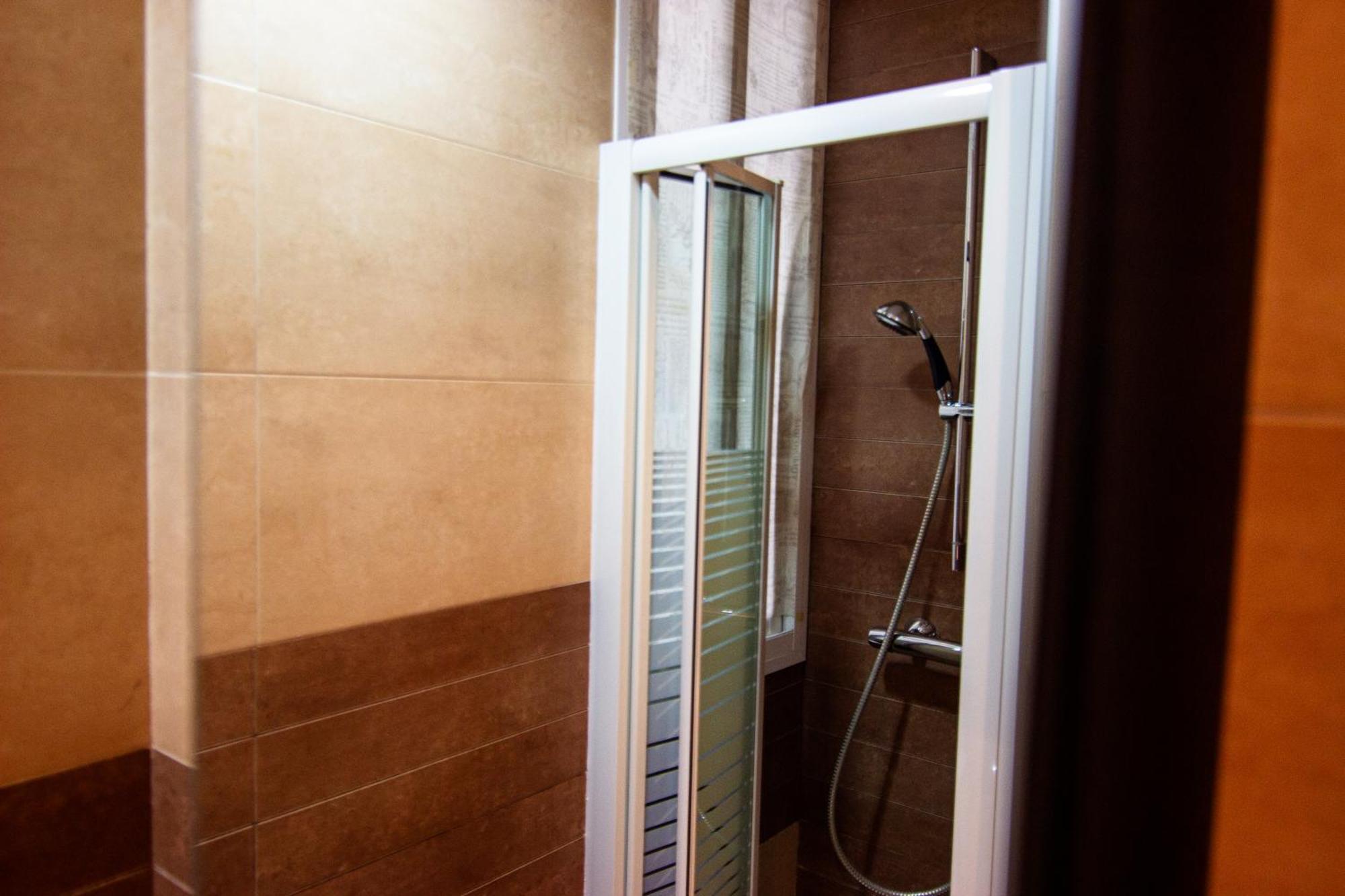 Apartamento Amplio Y Luminoso A 2 Min Del Centro Sevilla Eksteriør billede