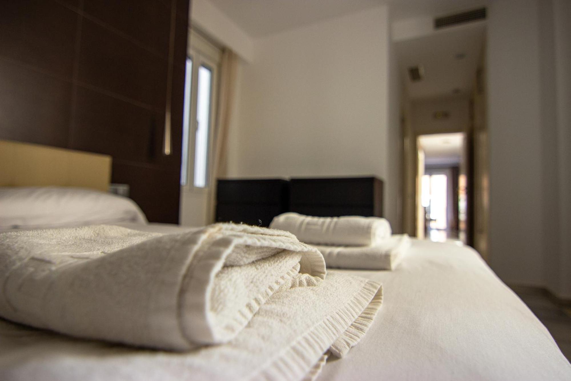 Apartamento Amplio Y Luminoso A 2 Min Del Centro Sevilla Eksteriør billede