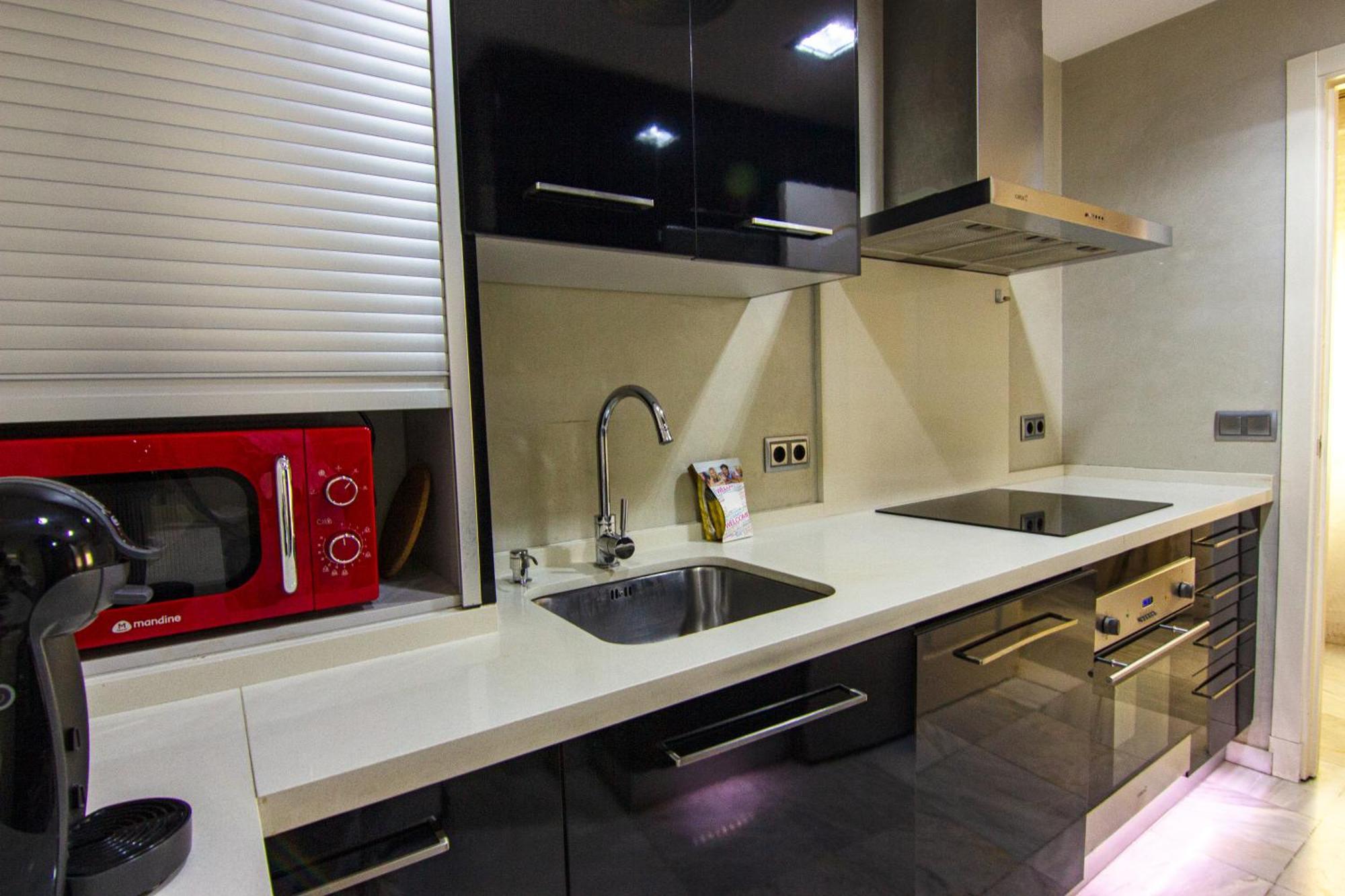 Apartamento Amplio Y Luminoso A 2 Min Del Centro Sevilla Eksteriør billede